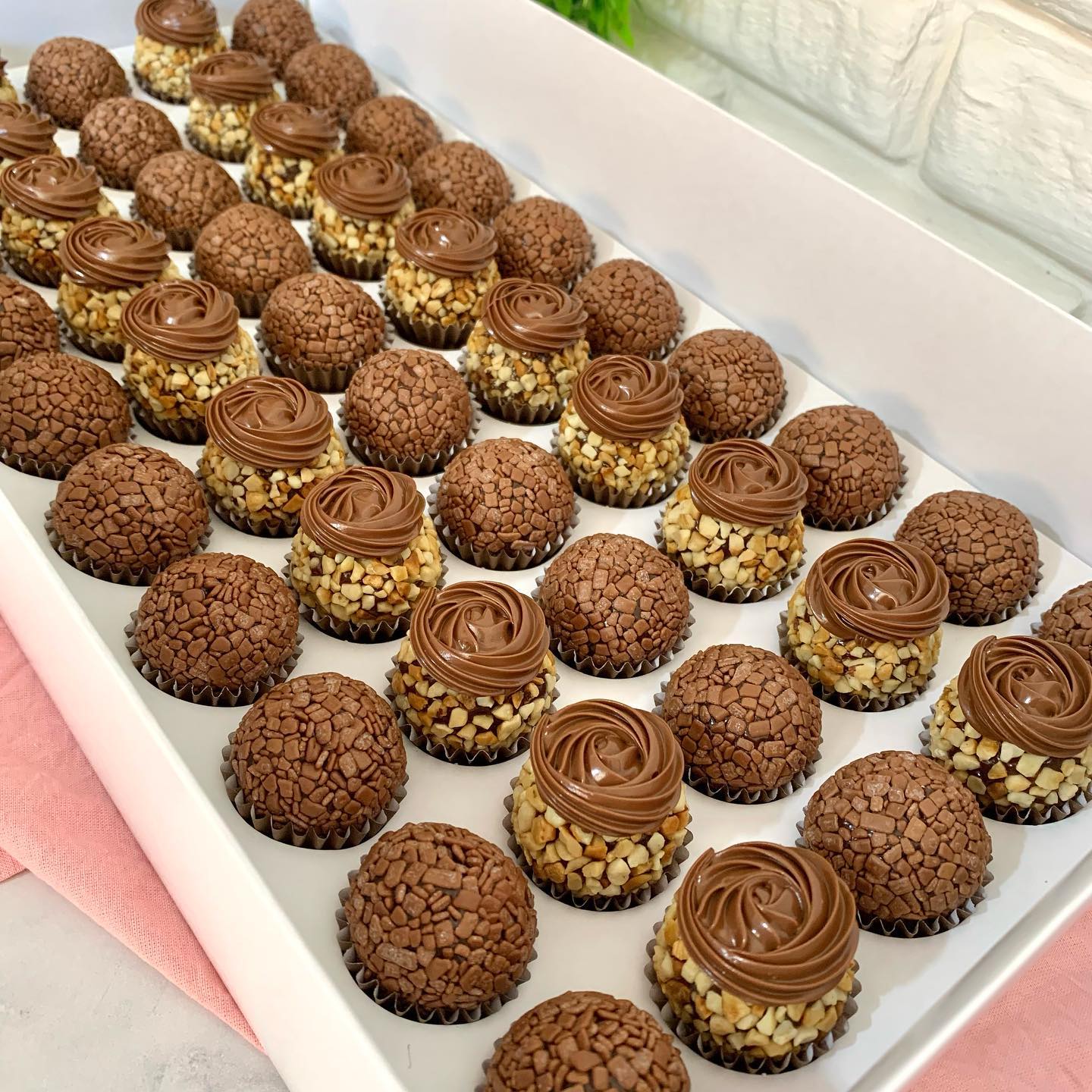 Brigadeiros gourmet Doce Momento